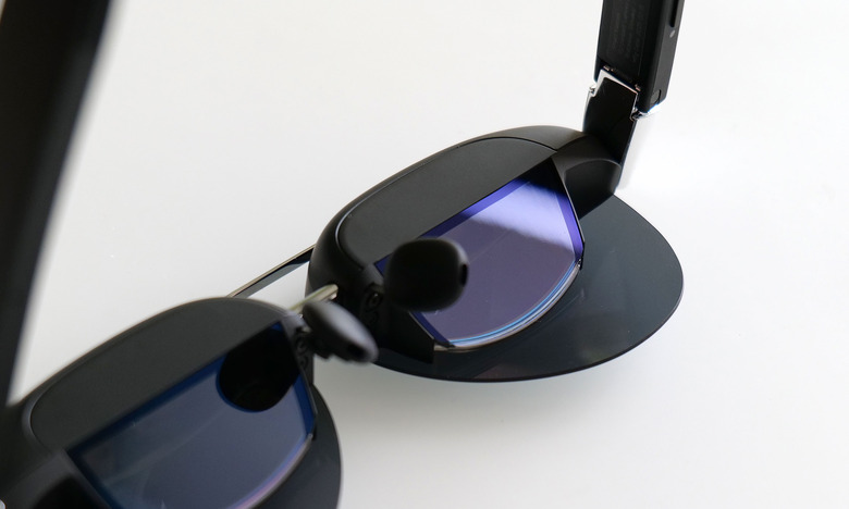 Compared to rivals with waveguides, glasses featuring