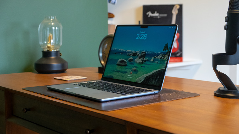 MacBook Air M5