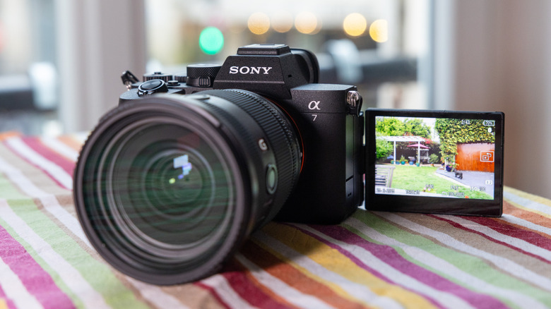 Image of a Sony DSLR on a table.